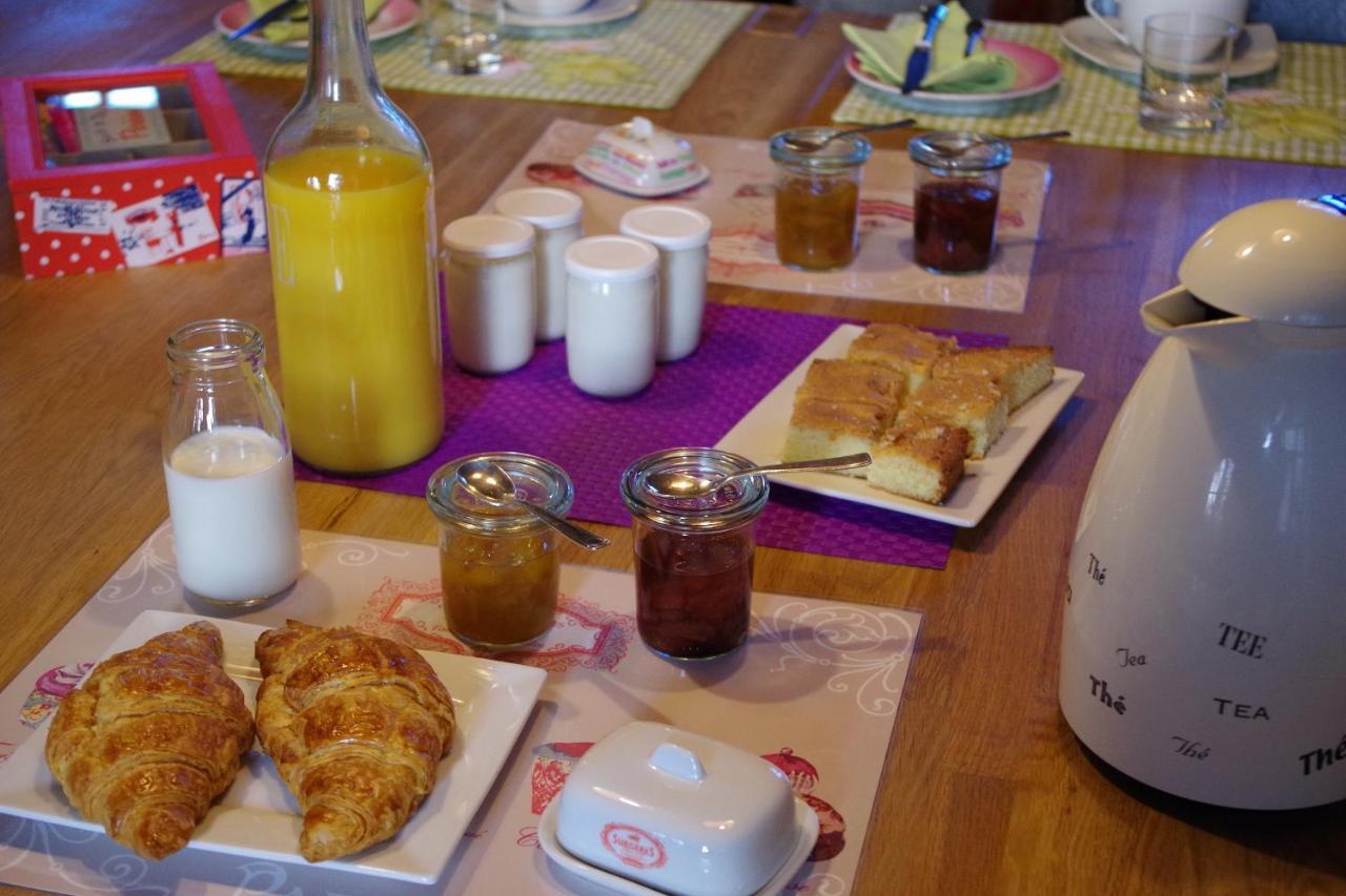 Le Logis De La Poupeliere Bed & Breakfast Vouhé Cameră foto